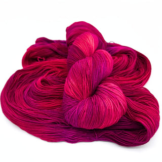 Viva Magenta | Sprout Worsted