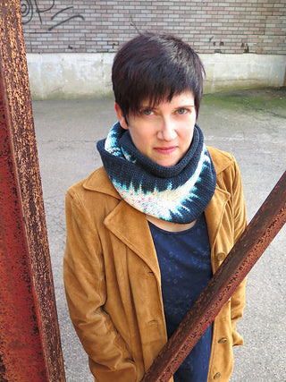 Depth Cowl Pattern by Terry Blasko